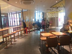 大堂-麦当劳(津南吾悦广场店)