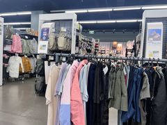 -迪卡侬(西华店)