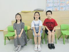 -蓝话筒·少儿成人演讲口才·主持朗诵·戏剧表演(大华第一坊店)