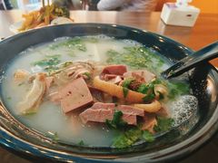-万红路羊汤烧饼店(将台路店)