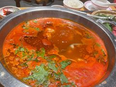 -老凯俚酸汤鱼(多彩城店)