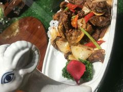 -哈啾嗨·新概念蒙餐(红星新城店)