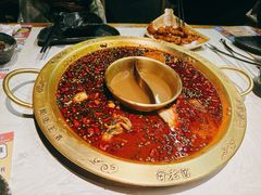 -哥老官重庆美蛙鱼头(西湖银泰十一哥店)