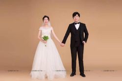 点击看大图 -经典婚纱摄影美学馆·私人定制