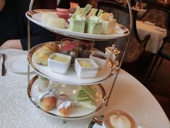 新年限定红丝绒下午茶-Salon de Ville浦江汇(上海外滩华尔道夫酒店店)