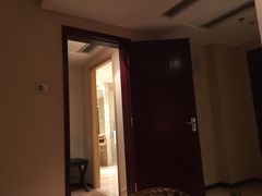 -裕龙国际酒店(阜成路一店)