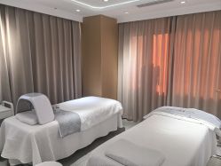 -康美贞·痘肌养护管理中心