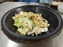 -粘豆包柴火铁锅炖