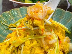黑松露虾仁炒滑蛋-九龙茶记·粤式餐厅融合菜(鹭江店)