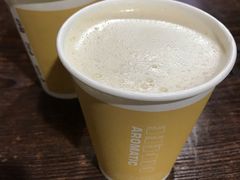 现磨黄豆浓浆-秦记肉夹馍(曙光东路店)