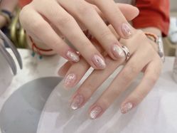 -尤米一站式美甲美睫