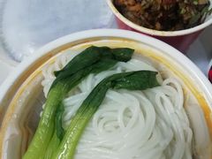 -霸蛮湖南菜·牛肉粉(荣京西街店)