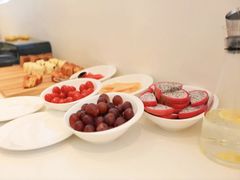 -卡罗酒店(东门晒布地铁站店)