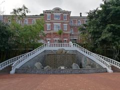 -香港大学