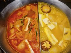 -湊湊火锅·茶憩(南京东路悦荟店)