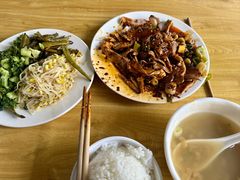 -温记府廟豆汤饭·始于1955年(海椒店)