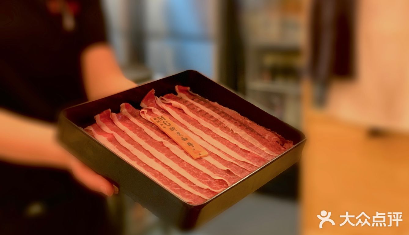 瞬间被治愈！寿喜锅、M4澳洲和牛，每次都吃到光盘