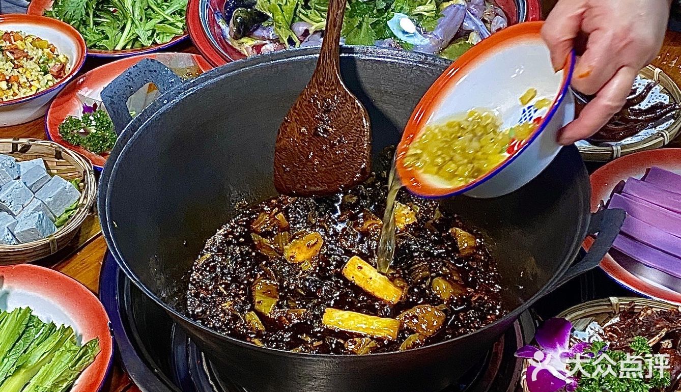 这锅黄辣丁‼️在成都真的没有对手🔥
