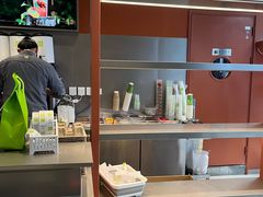 大堂-奈雪的茶(市百一店)