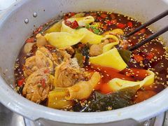 -晓彭肥肠鸡·泡椒鸡火锅(水木天地店)