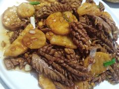 爆炒腰花-闫府私房菜·百年鲁菜(恒隆店)
