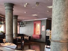 -八府香鸭·啫啫煲(华山路店)