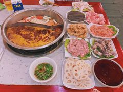 -朱氏胖子烂火锅(洪崖洞店)
