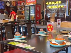 -川流不息·地道川菜·小龙虾(松东路店)