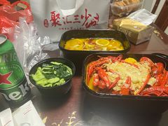 -聚汇三少·龙虾·中餐厅(莫邪路新天地店)