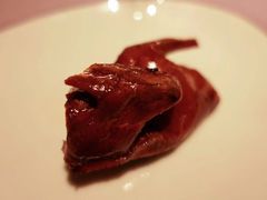 脆皮乳鸽-新荣记(南京西路店)