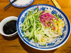 老北京炸酱面-生活本该如此北京小馆(周庄嘉园店)