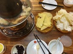 -小锅巴纳西餐厅