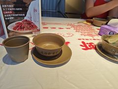 -肥肥虾庄·金牌油焖大虾(汉街SKP店)