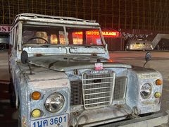 -席娜卡琳火车铁道夜市