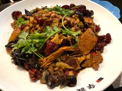 -拿渡·水煮鱼麻辣香锅(王府井奥莱·香江小镇店)