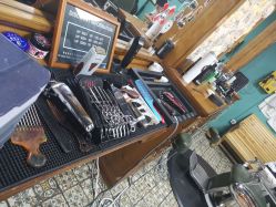 -小戈男士复古理发馆barber shop