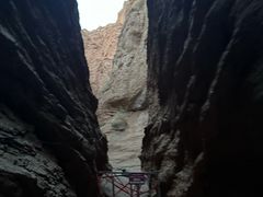 -天山神秘大峡谷