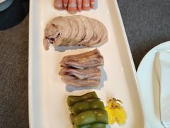 -HOMES上海本帮菜(襄阳公园店)