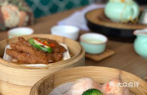 Shi Jiu Lou Shrimp Dumplings
