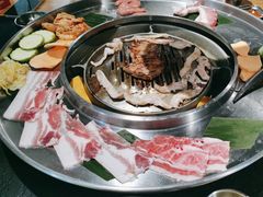 -哈哈碳都·牛肋条无限自助烤肉(宝龙店)