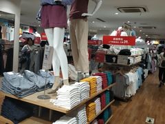-优衣库(哈尔滨中央大街店)