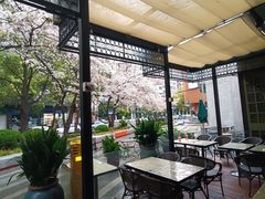 -玛格萝妮比萨屋(四平店)