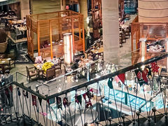 -松山湖凯悦酒店·Café自助餐厅·周末火舞秀表演