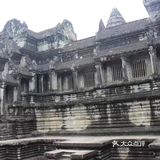 我觉得唯一值得看的是那个巴肯山吧 人又多,逛起来剧热