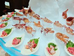 -半岛翡丽海鲜自助餐厅(观风亭店)