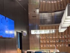 -涨巢·潮玩水疗局