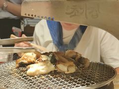 -草家酱蟹炭火烤肉店(珲春南路一店)