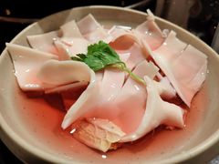-茅草房·河畔园林火锅
