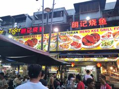 -明记烧鱼美味店