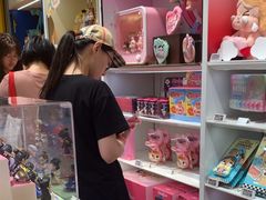 -泡泡玛特POPMART(上海环球港店)